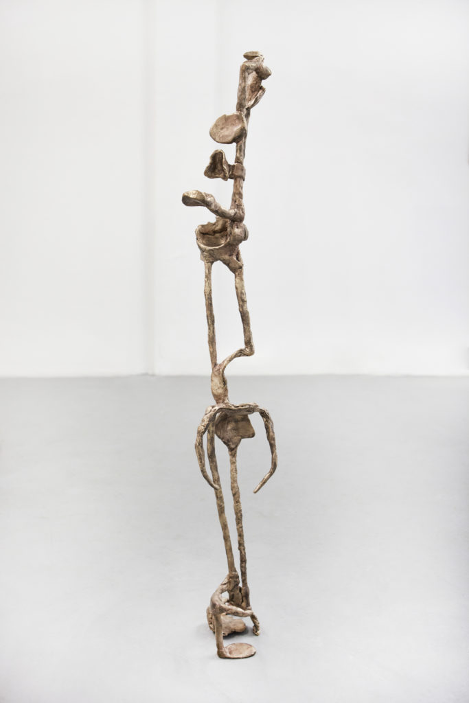 Der Denker - eingeschlafen, 2018, Bronze, 126 x 20 x 30 cm (Foto: Yeonho Jang)