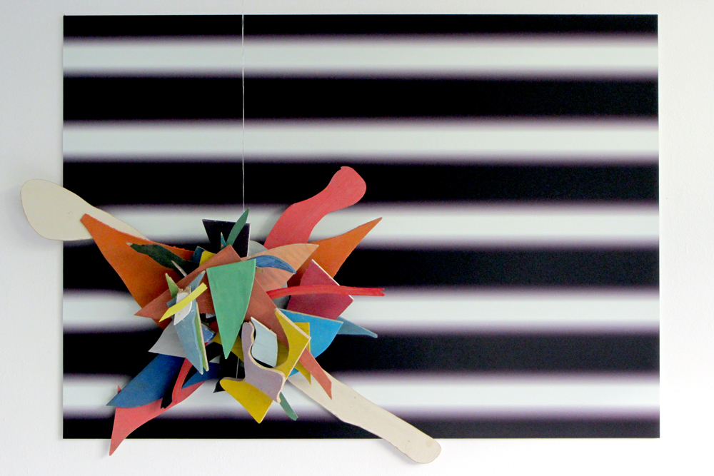 Bröckelvision, 2014, Digitaldruck, Spanplatte, Acrylfarbe, Draht, 140cm x 90cm